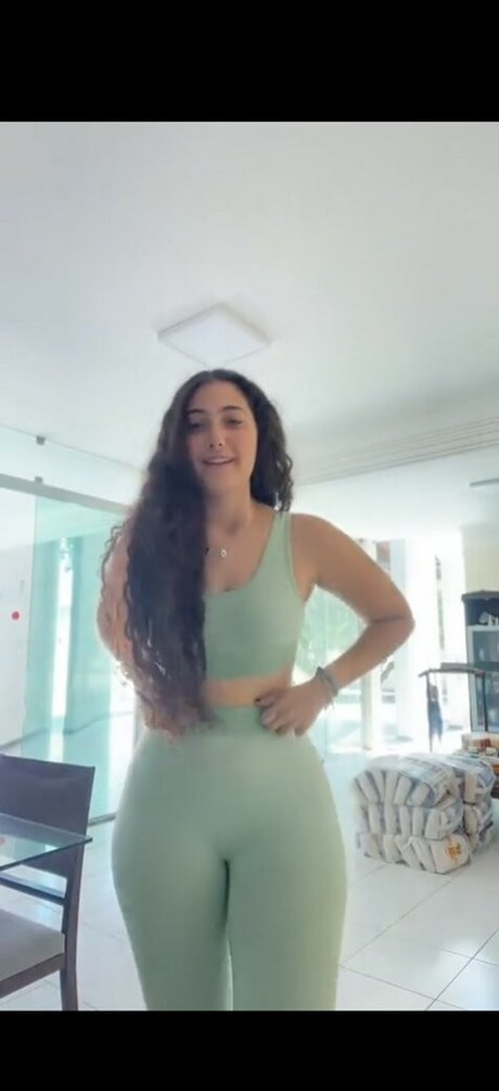 Isabela Moura 素敵なスター 画像
