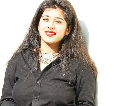 Apoorva Bhalla ポルノスター アダルト 画像