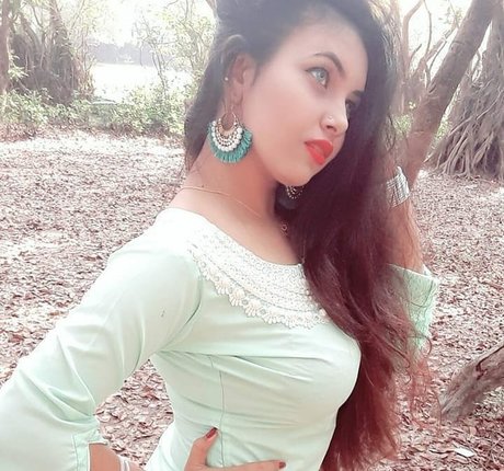 Aarohi Verma top profile image