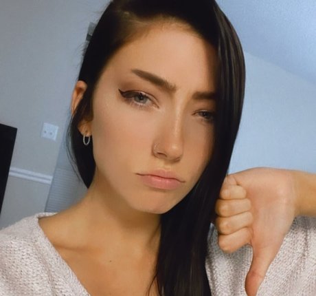 Taylor Kristine ポルノモデル 画像