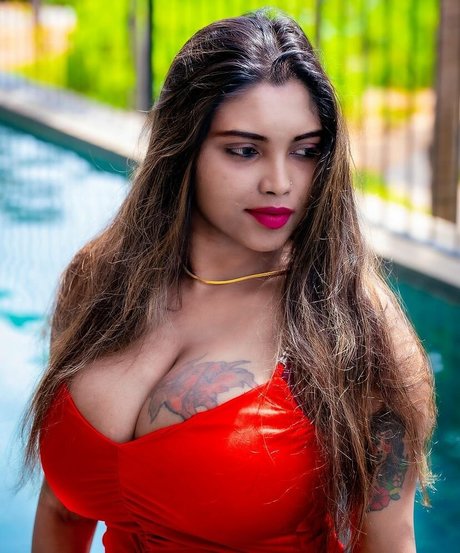 Elakkiya Rajendran top profile image