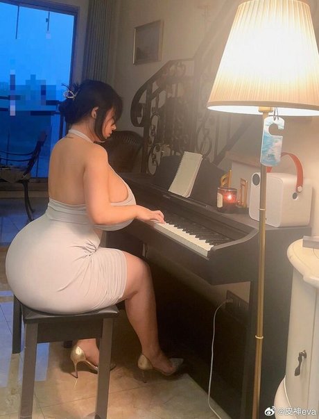 Pishen eva 美しいスター 画像