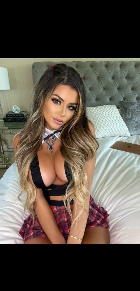 Juli anneee ホットスター 写真