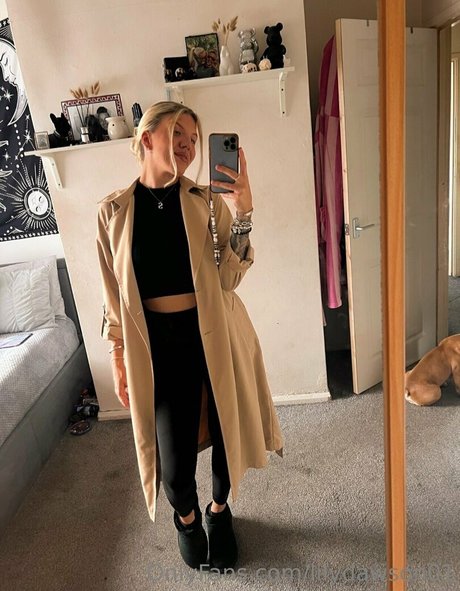 lilydawson01 無料スター 写真