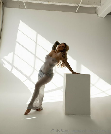 ashleyreschvip 高品質のポルノスター 写真