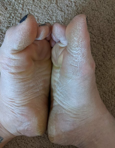 flirtyf33t94 ポルノスター 写真