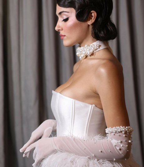 Hande Ercel ヌードスター 写真