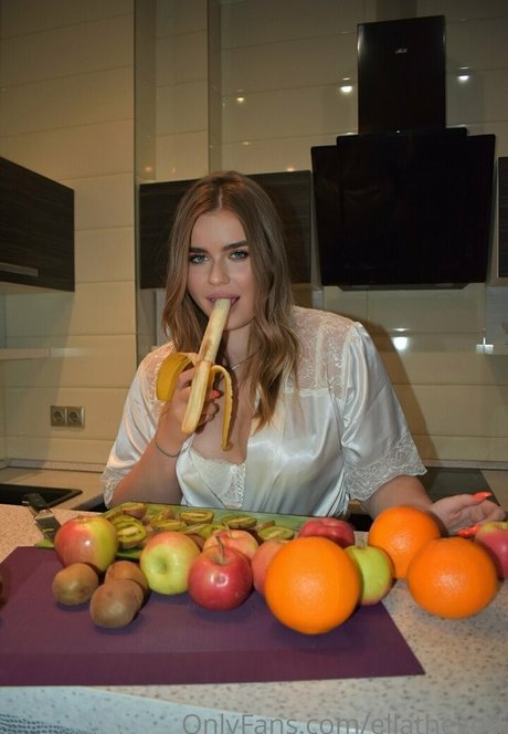 amelia diaz セックスモデル 写真