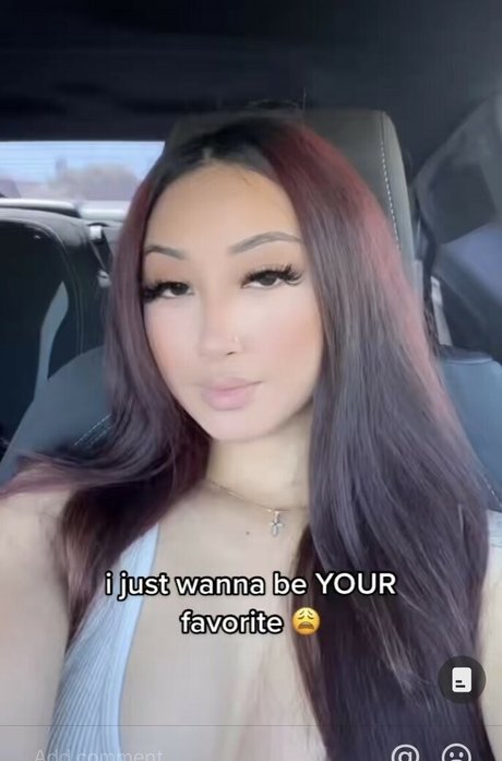 Mlvareezy ヌード女優 画像