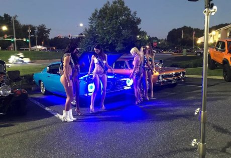 thatdarn foxx エロティックなモデル 写真