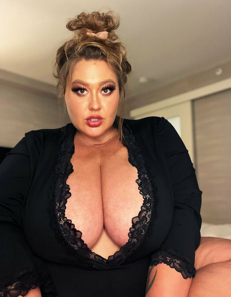 veronicajasmine ホットなポルノスター 写真