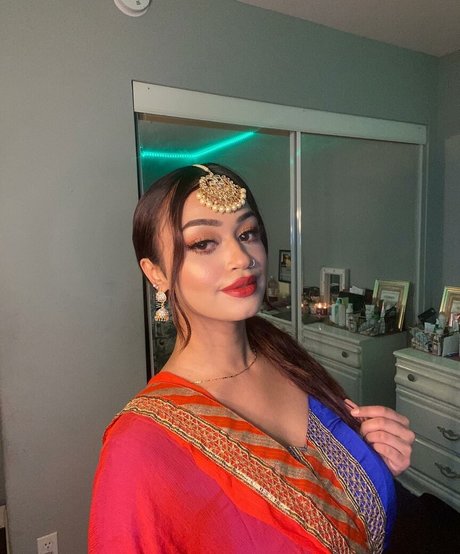 Punjabi Mami 可愛いモデル 画像