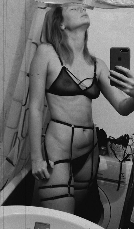 Mistress Lana HDスター 写真