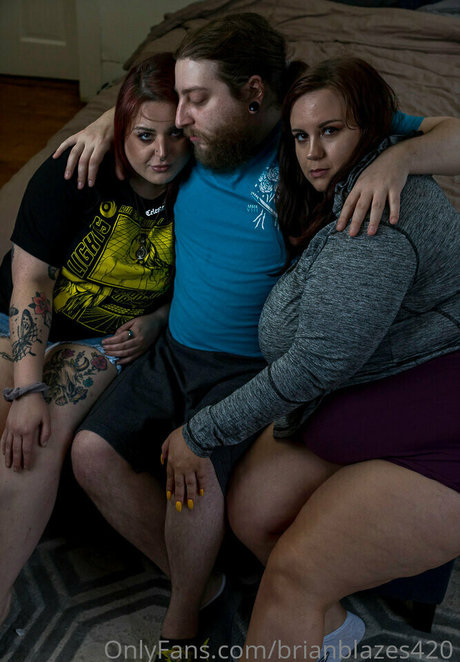 brianblazes420 ポルノモデル 写真