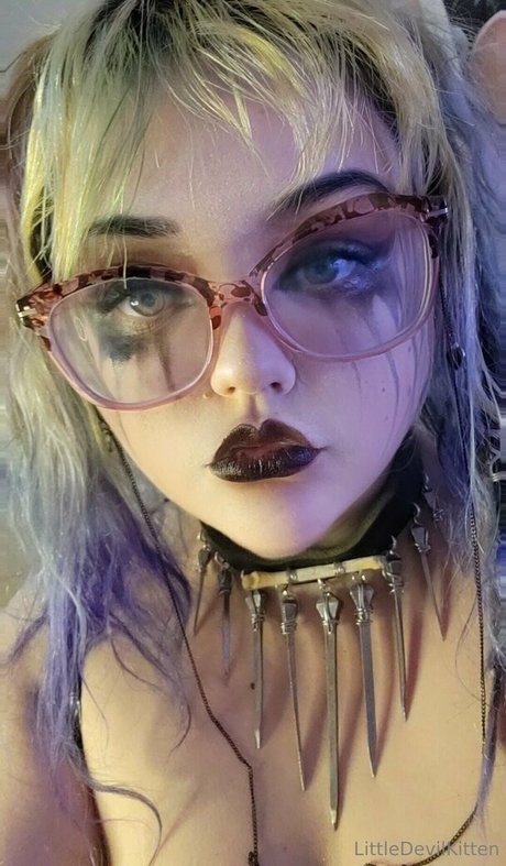 littledevilkitten セクシーモデル アーカイブ