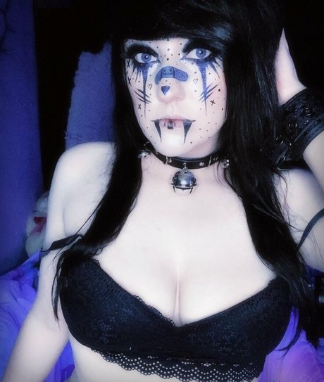 GhostPandaXD 裸のポルノスター 写真