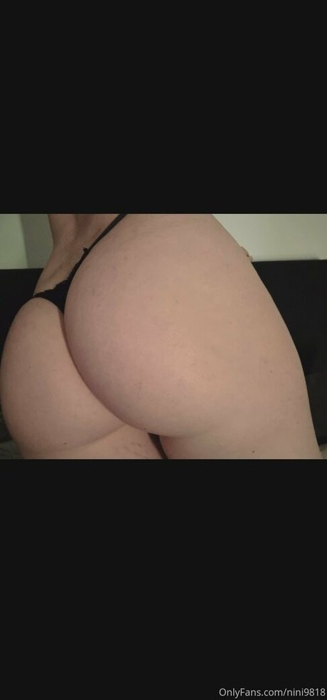 nini9818 高品質モデル 写真