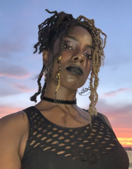 goddessdevyn 独占モデル 写真