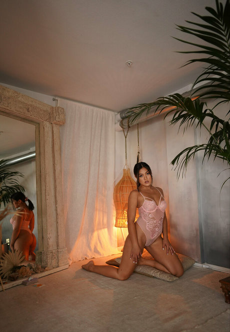VIP オンリーファン ホットセクシー 画像