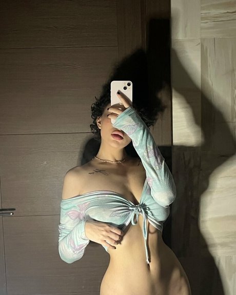 Sofigonewild アートモデル 写真