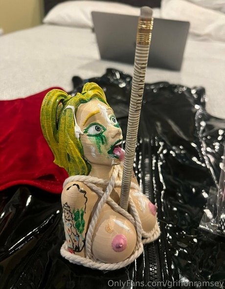 ティーンの若いOnlyFans 美しいポルノ 画像