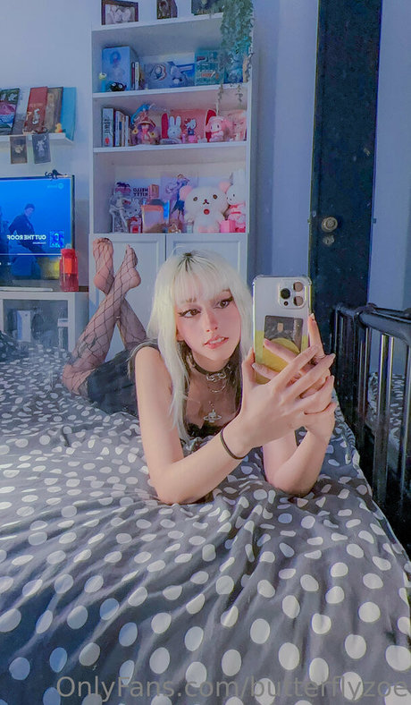 fvckzoe ポルノスター ヌード 写真