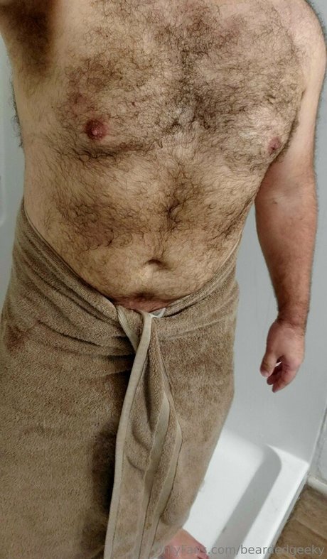 beardedgeeky アダルトスター 写真