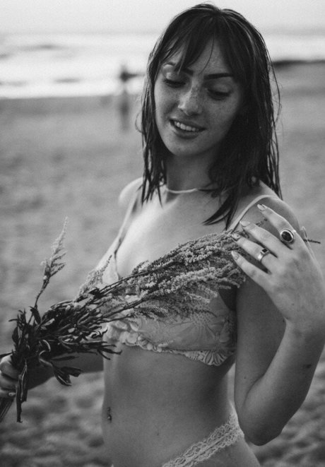 Jasmin Riechart かわいいスター 写真