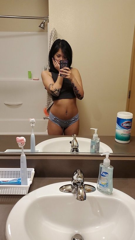 pisssbabyy ポルノスター セックス 写真