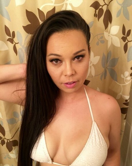 Molly Songbird 素敵な女優 写真