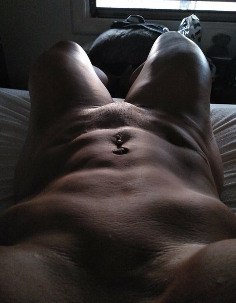 Cony Quintero ヌードモデル 写真