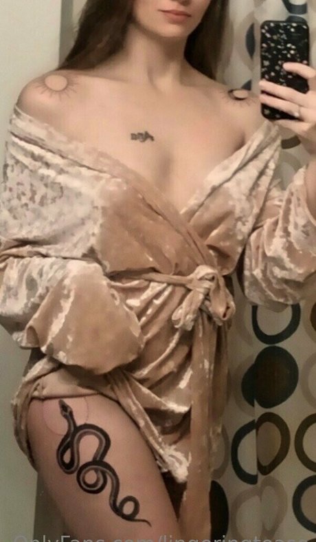 lingeringtease ヌードのポルノスター 画像