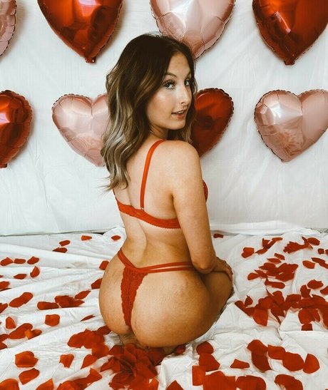 PlaymateSashaVIP アダルトスター 画像