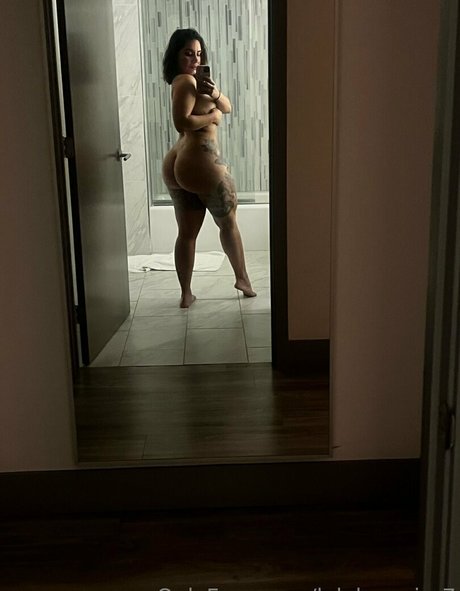 lolobarreiro7 ヌード女優 写真