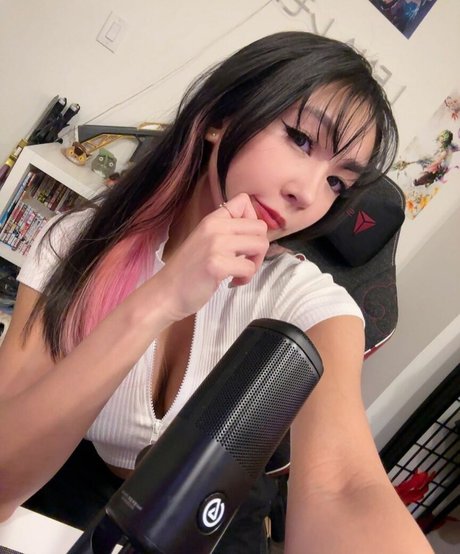 Lenalemon profile image
