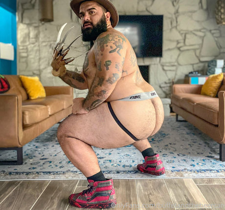 buffetbeercan ポルノスター ヌード 写真