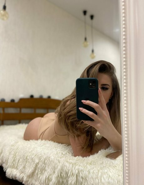 foxy mi69 ポルノ女優 画像