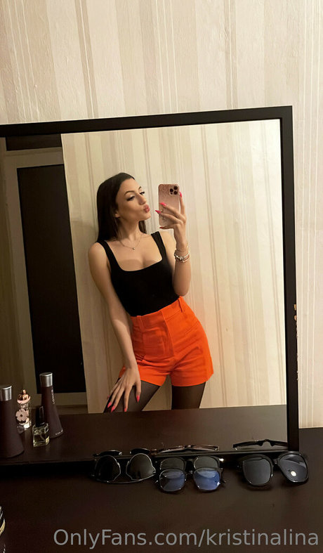 kristylina ホットなスター 写真