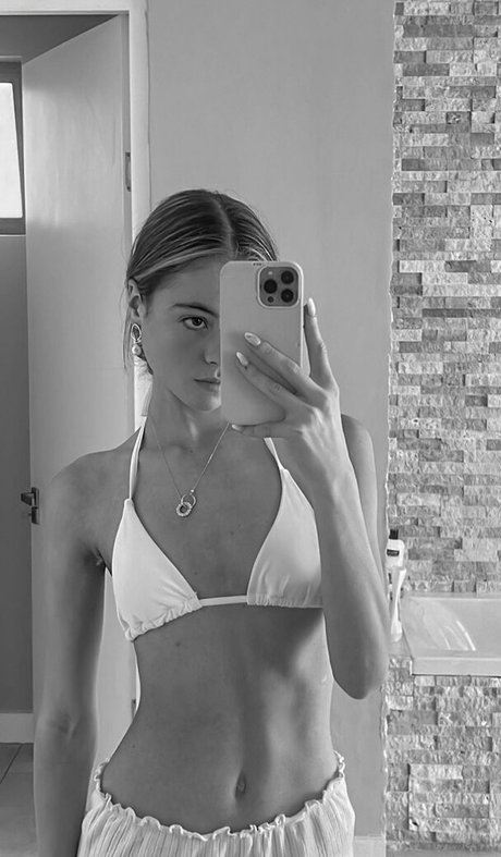 Ruby Dixon ポルノスター ホット 写真