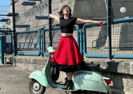 starkandkinky セクシー女優 写真