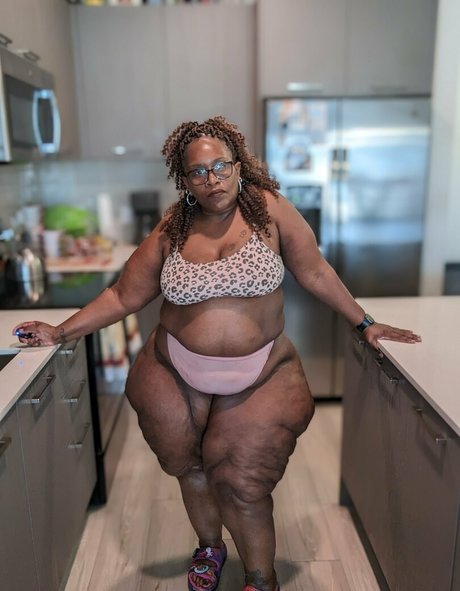 ms thickerthan 最高のスター 画像