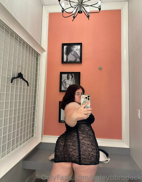 haleybbrodock ポルノスター 独占 写真
