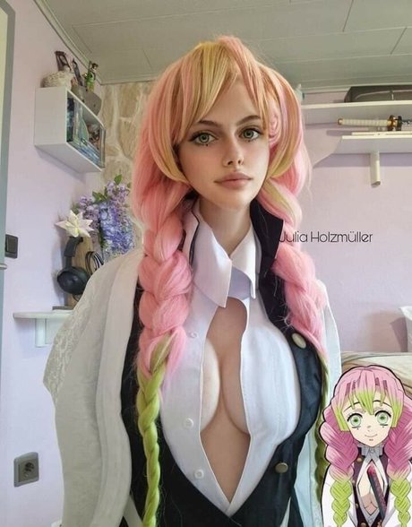 Julia Holzmuller 独占ポルノスター 画像
