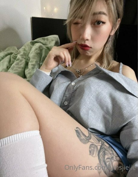 yinsjiejie セクシー女優 写真