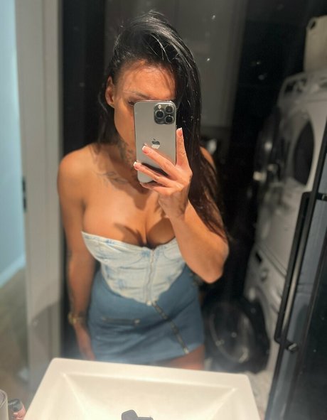 annafit life 裸のポルノスター 写真