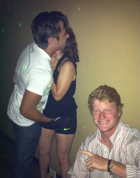 Fun In Clubs ヌードモデル 写真