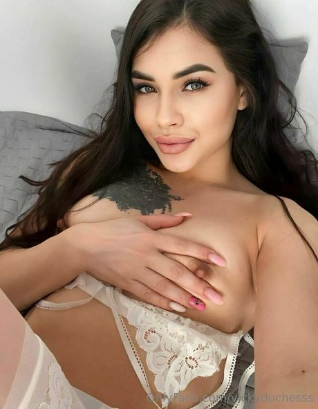 vickyduchesss 高品質スター 画像
