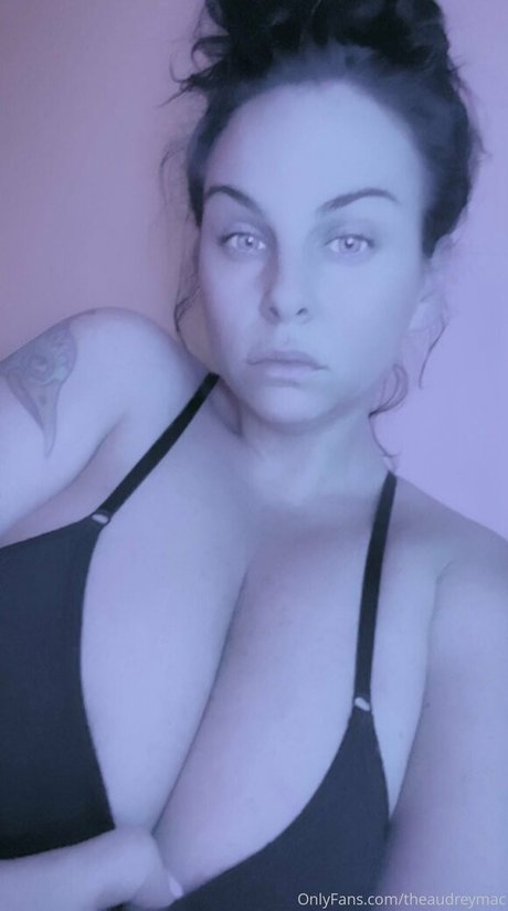 theaudreymac ポルノスター 独占 画像