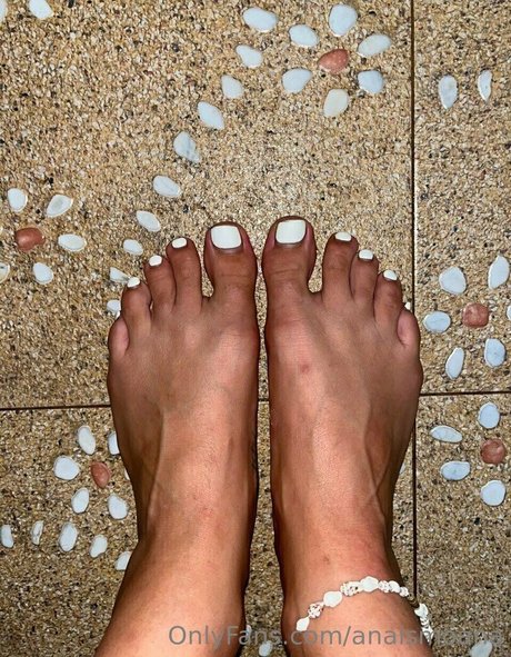 sianaanaom 裸モデル 写真