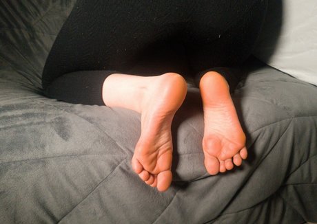 sistersfeet822casual top profile image